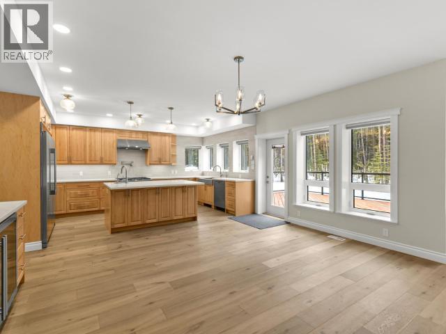 216 Old Alaska Hwy, Whitehorse North, Yukon  Y1A 5S8 - Photo 5 - 17213