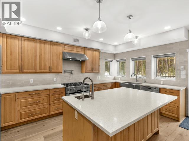 216 Old Alaska Hwy, Whitehorse North, Yukon  Y1A 5S8 - Photo 8 - 17213