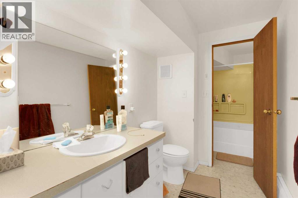 1-4, 320075 Range Road 240, Rural Kneehill County, Alberta  T0M 1A0 - Photo 43 - A2278728