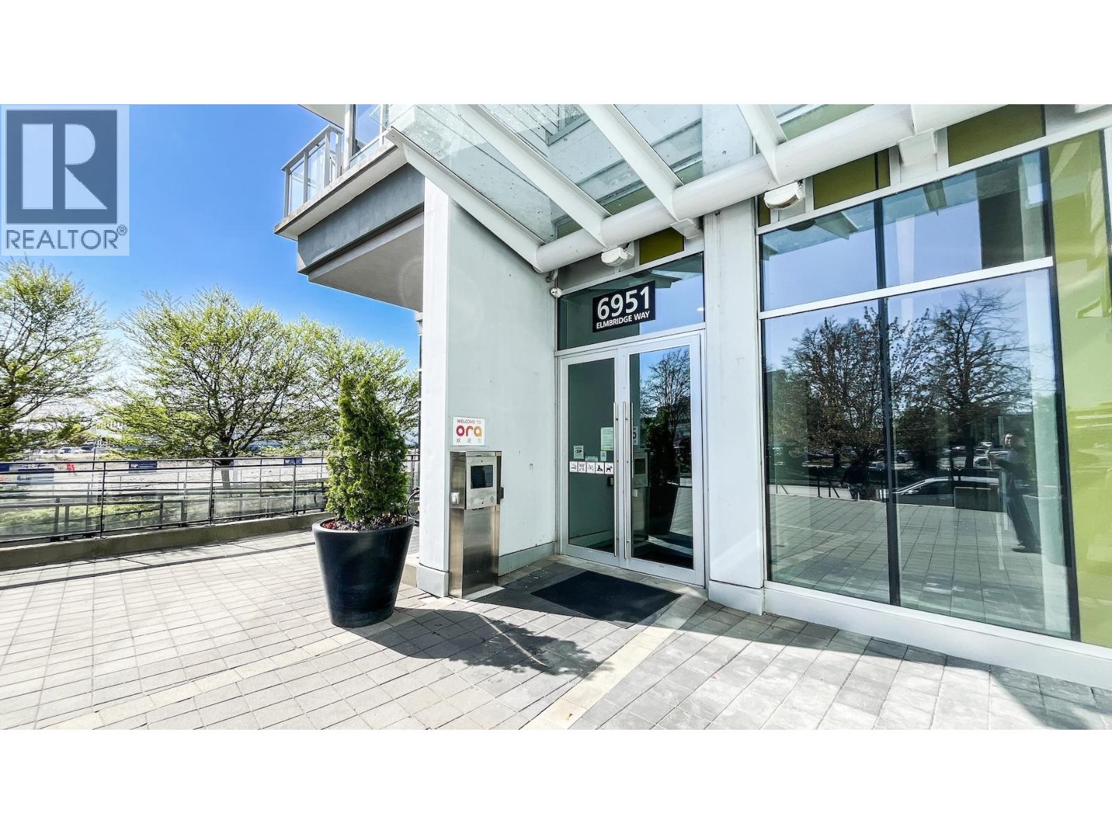 1008 6951 Elmbridge Way, Richmond, British Columbia  V7C 0A4 - Photo 3 - R3117647