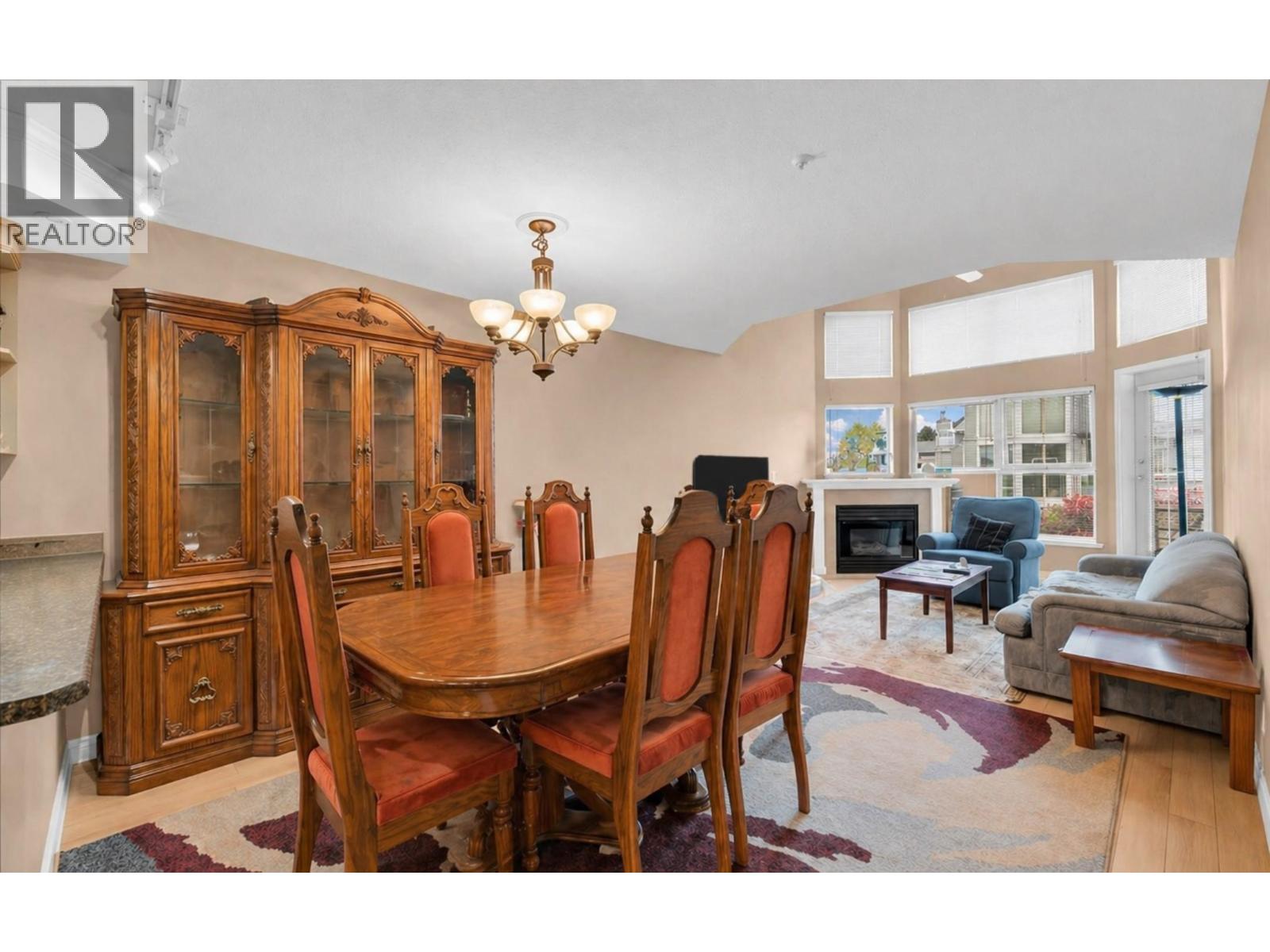 303 70 Richmond Street, New Westminster, British Columbia  T6W 2N4 - Photo 7 - R3117682