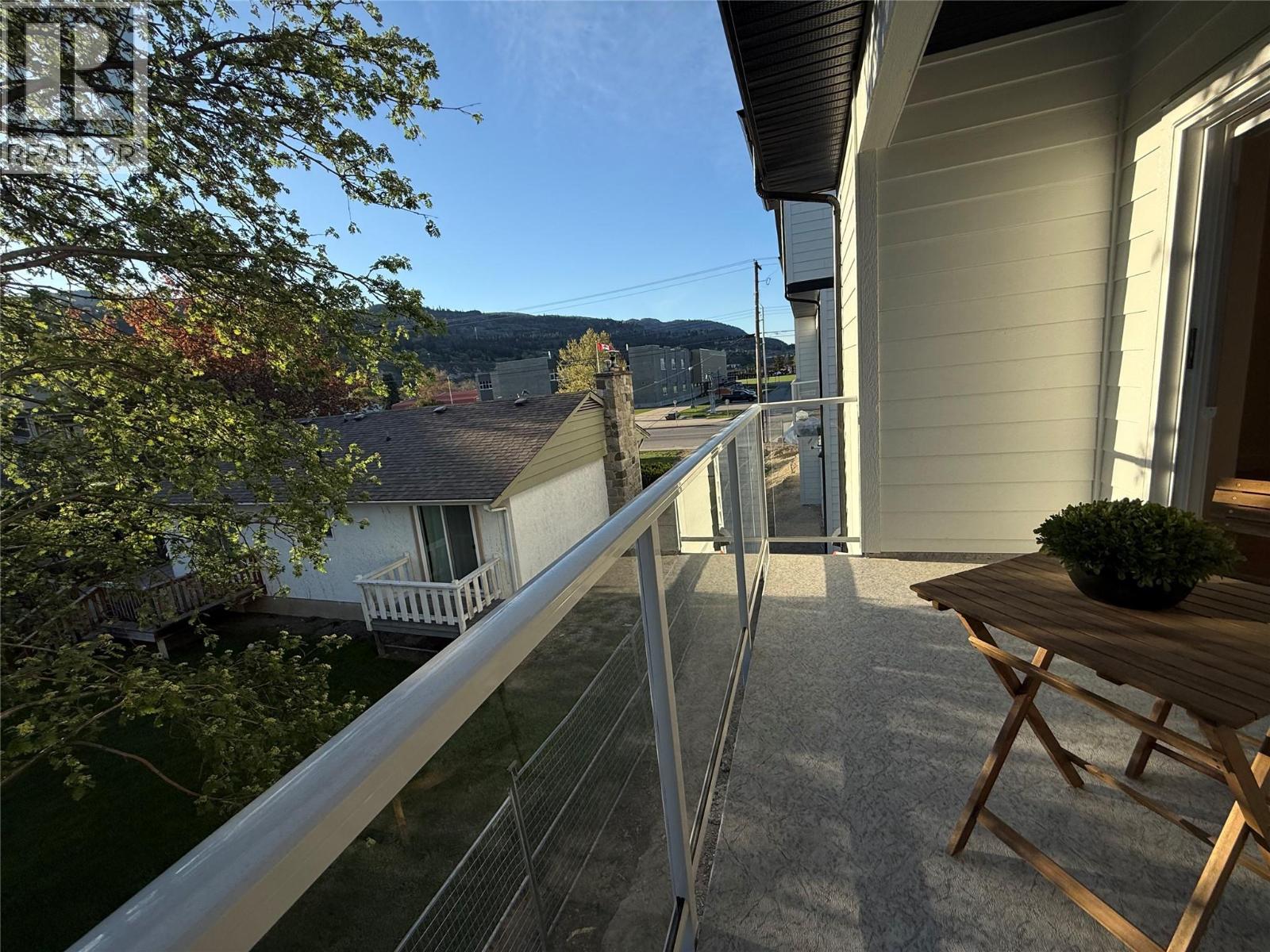 143 Green Avenue Unit# 102, Penticton, British Columbia  V2A 3S9 - Photo 2 - 10371606