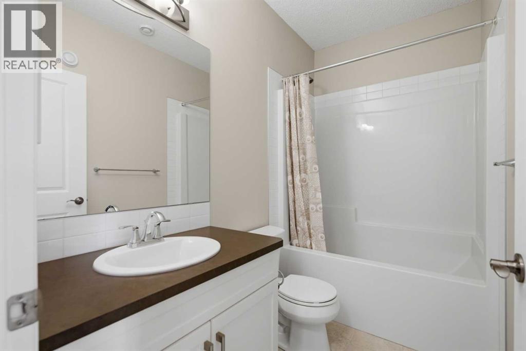 1456 Livingston Way NE, Calgary, Alberta  T3P 0Z4 - Photo 37 - A2301151