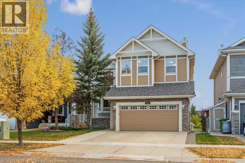935 Bayside Drive Sw, Airdrie, Alberta  T4B 3E3 - Photo 2 - A2276872
