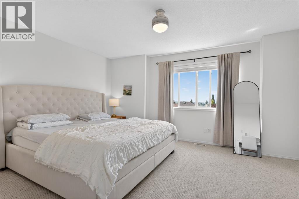 121 Rocky Ridge Court NW, Calgary, Alberta  T3G 4S7 - Photo 22 - A2302580