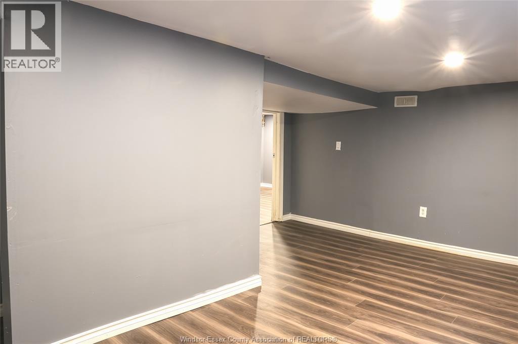 1025 Curry Avenue, Windsor, Ontario  N9B 2A6 - Photo 18 - 26004424