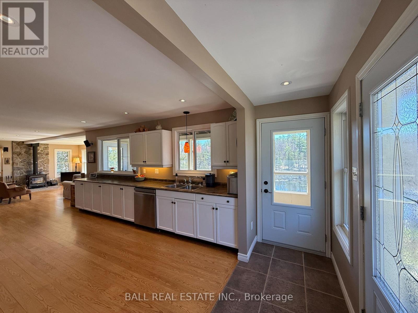 50 Fire Route 10b, North Kawartha, Ontario  K0L 3E0 - Photo 12 - X12747646