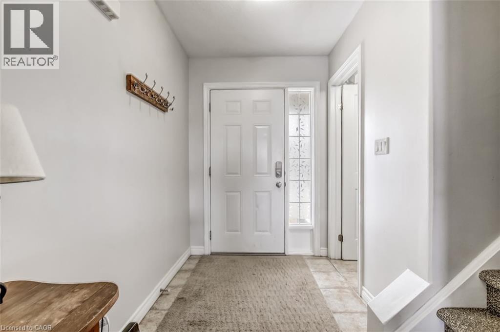 569 Alberta Avenue, Woodstock, Ontario  N4V 0A3 - Photo 4 - 40810132