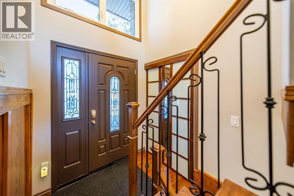 4604 Namaka Crescent Nw, Calgary, Alberta  T2K 2H6 - Photo 5 - A2306219