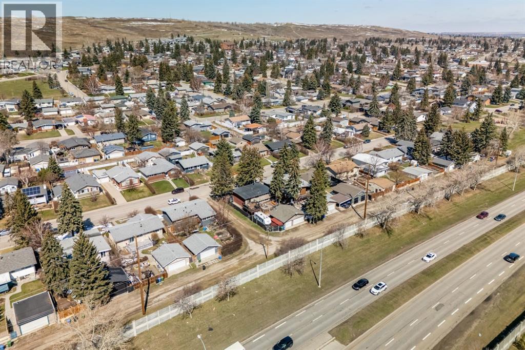 4604 Namaka Crescent Nw, Calgary, Alberta  T2K 2H6 - Photo 36 - A2306219