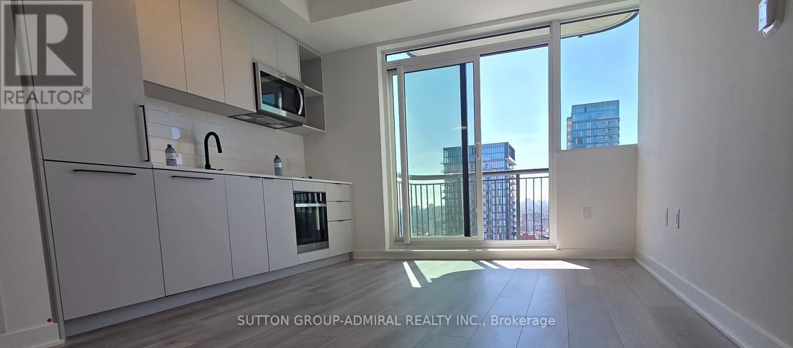 1711 - 1185 Dupont Street, Toronto, Ontario  M6H 0G5 - Photo 2 - W13055880