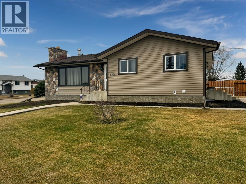 4504 45 Street, Mayerthorpe, Alberta  T0E 1N0 - Photo 1 - A2288706