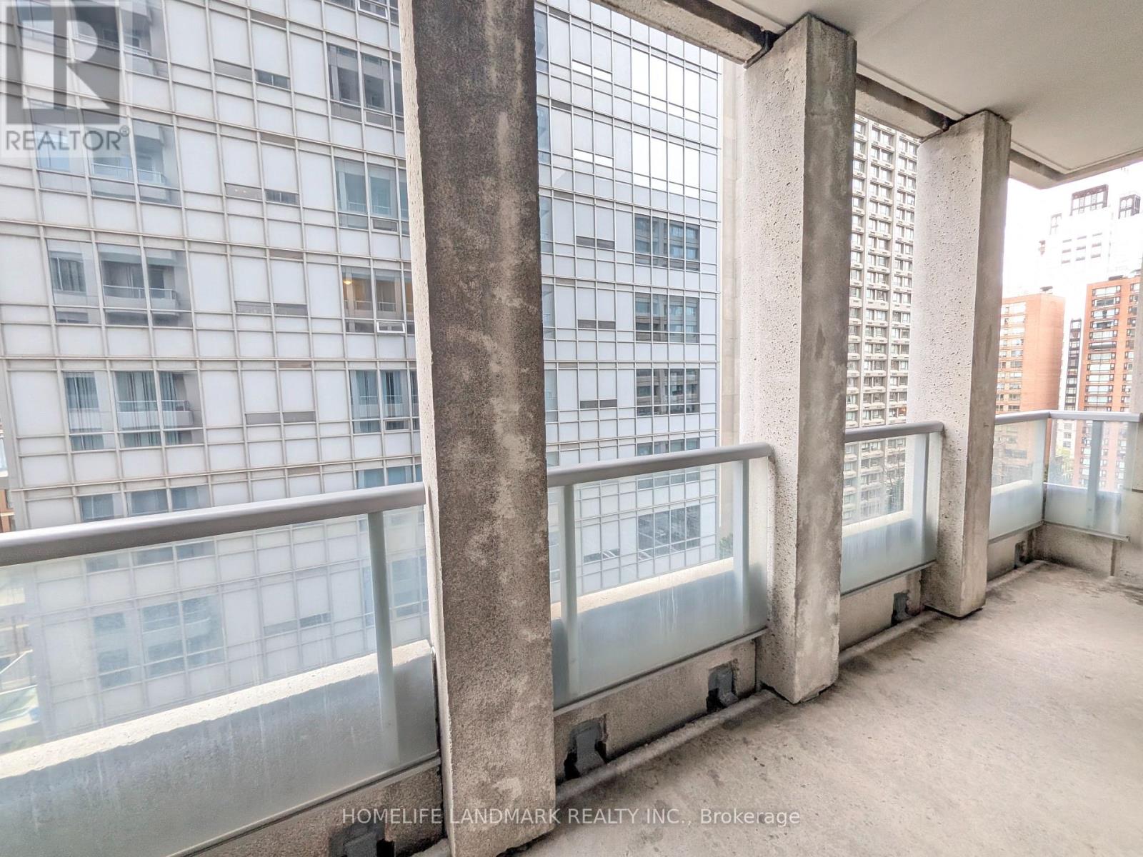 1208 - 35 Balmuto Street, Toronto, Ontario  M4Y 0A3 - Photo 15 - C12859986