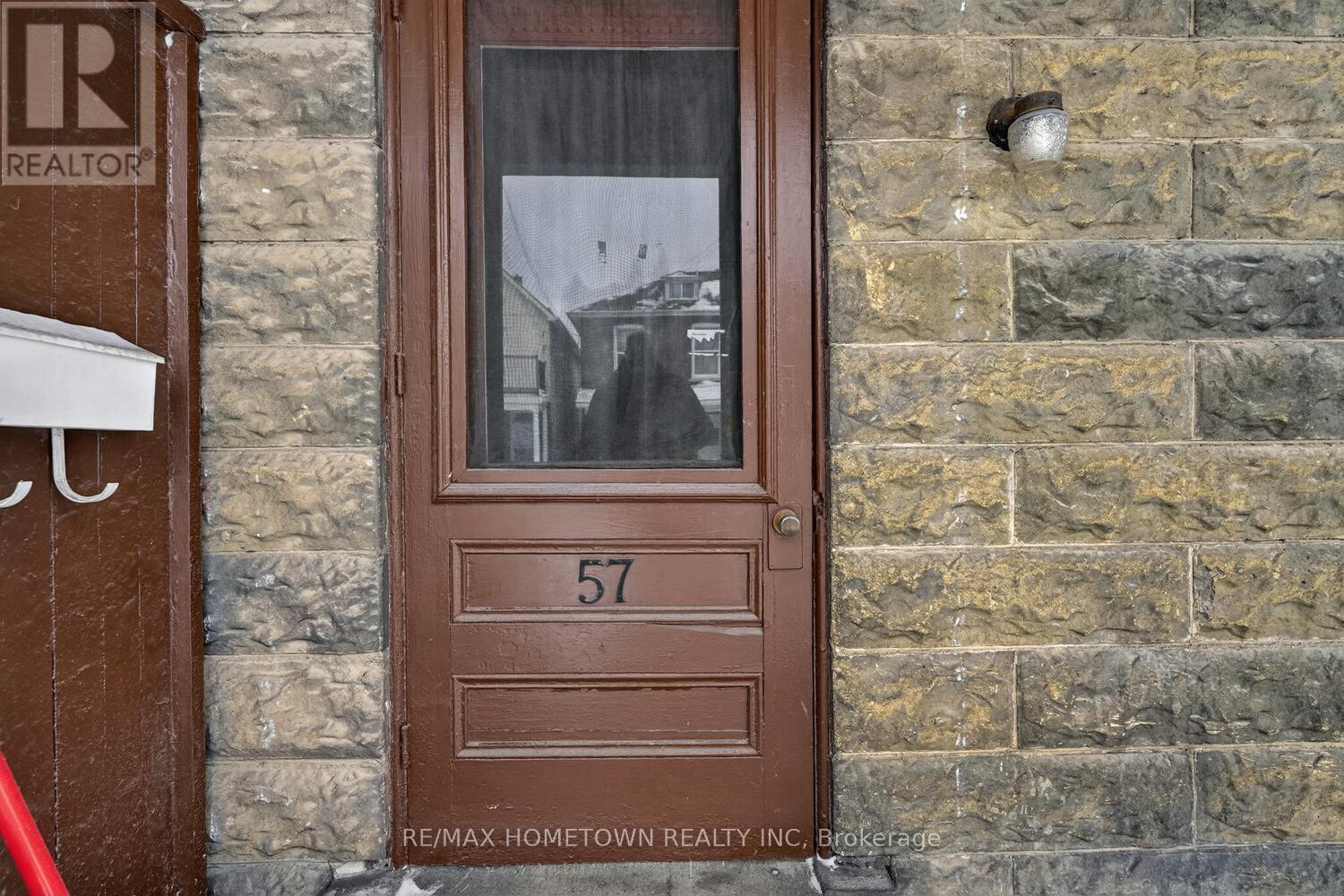 61 Pearl Street E, Brockville, Ontario  K6V 1P6 - Photo 28 - X12910658