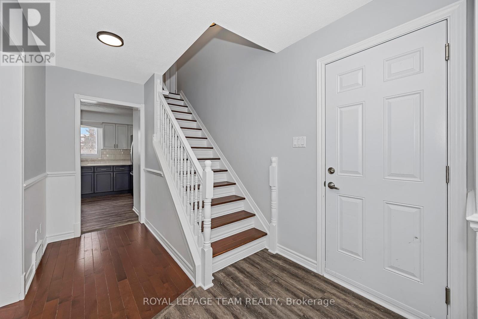 6 Stroughton Crescent, Ottawa, Ontario  K0A 3P0 - Photo 10 - X12819550