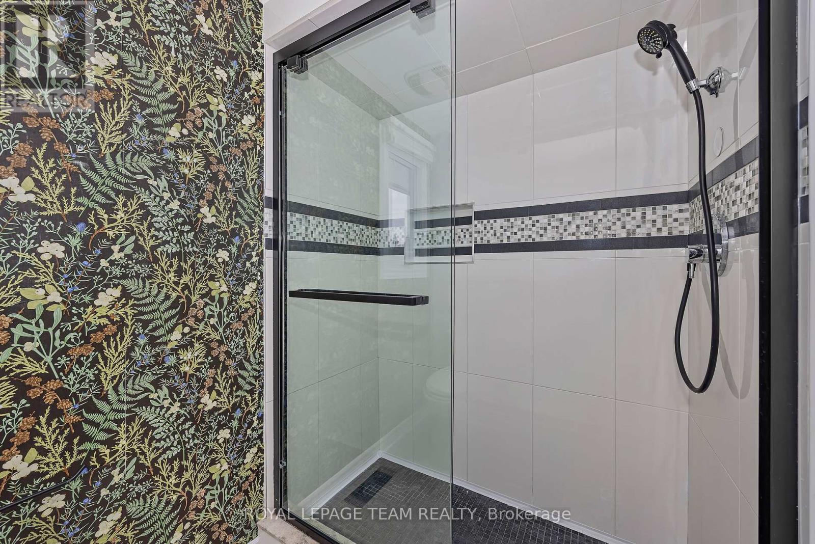 6 Stroughton Crescent, Ottawa, Ontario  K0A 3P0 - Photo 33 - X12819550