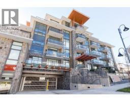 404 1295 CONIFER STREET, North Vancouver, British Columbia