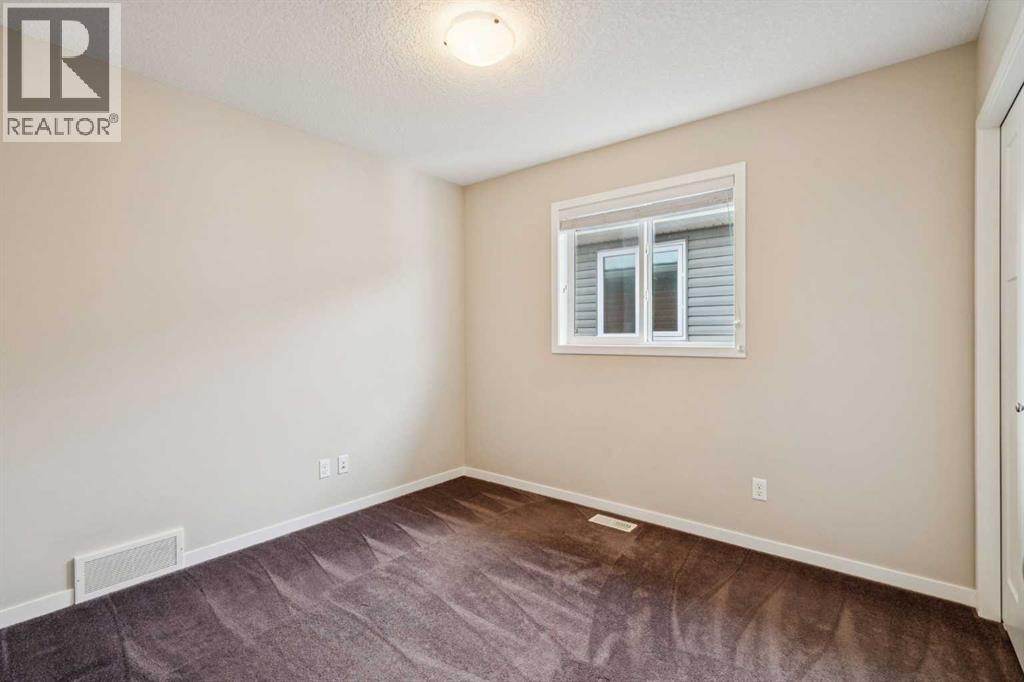 173 Willow Green, Cochrane, Alberta  T4C 0Y9 - Photo 10 - A2282481