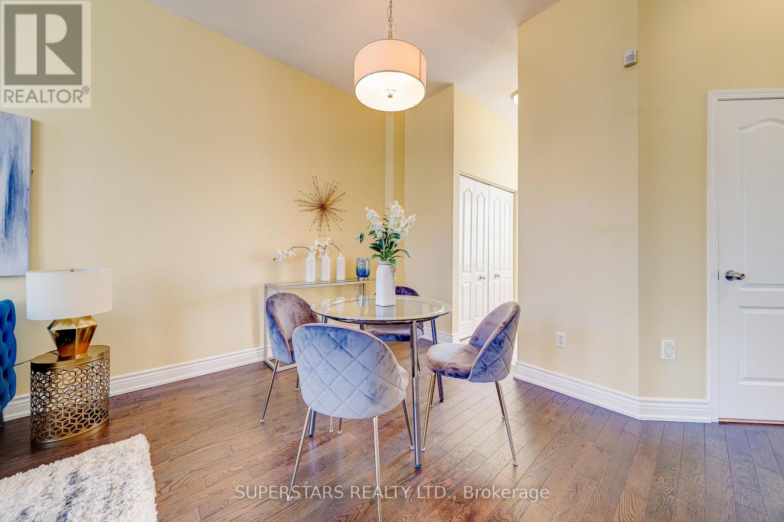 35 Cornell Park Avenue, Markham, Ontario  L6B 1B5 - Photo 5 - N13061044