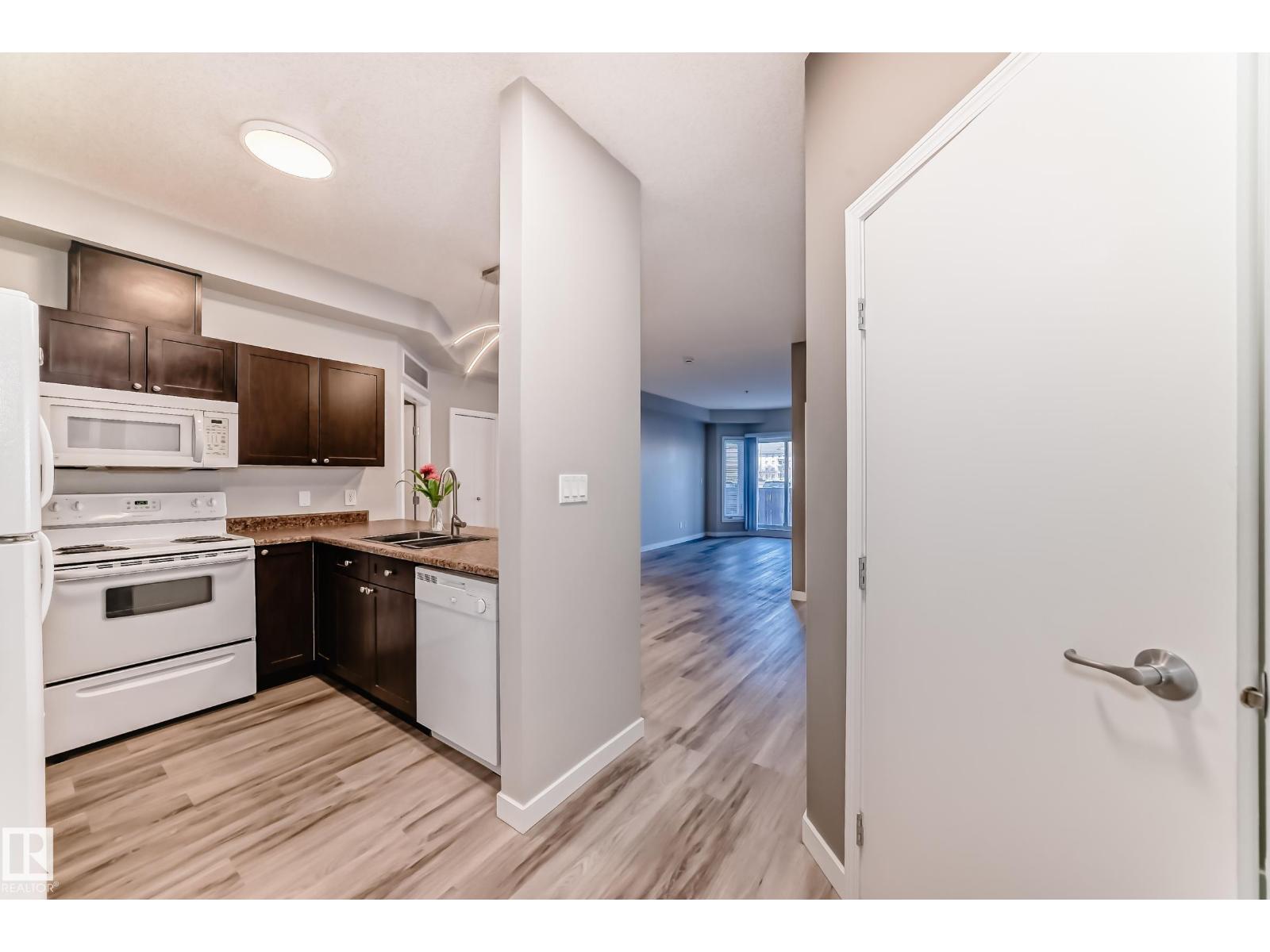 #105 4316 139 Av Nw, Edmonton, Alberta  T5Y 0L1 - Photo 5 - E4484765