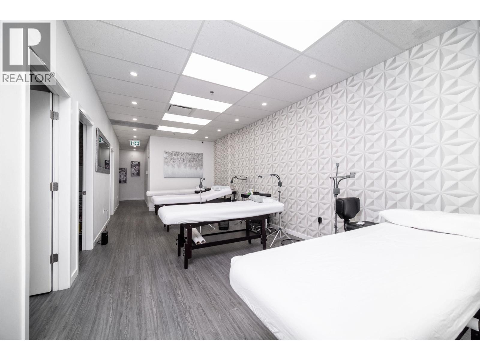 1726 Kingsway, Vancouver, British Columbia  V5N 2S3 - Photo 5 - C8078373