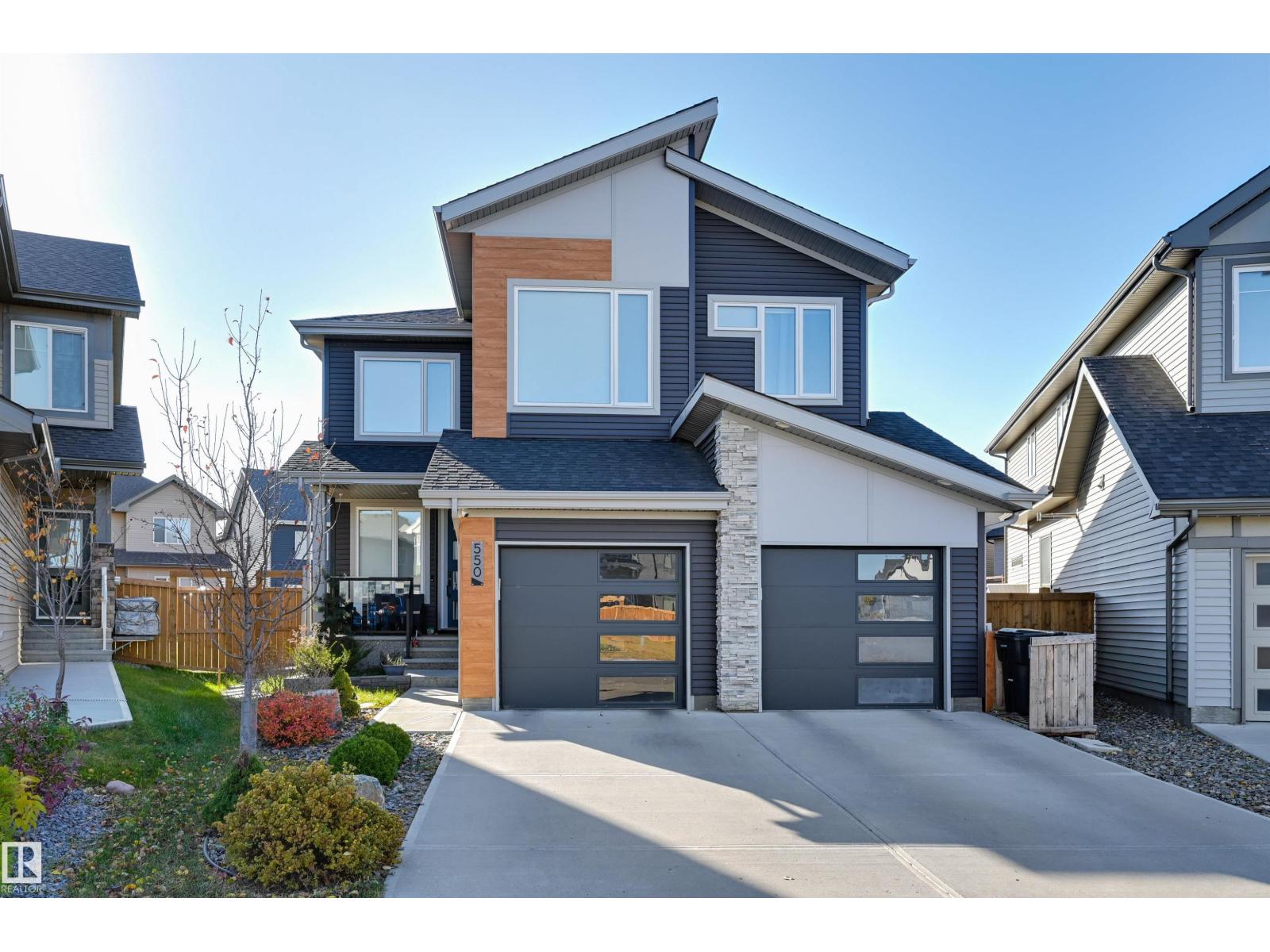 550 EAGLESON WD NW, Edmonton, Alberta