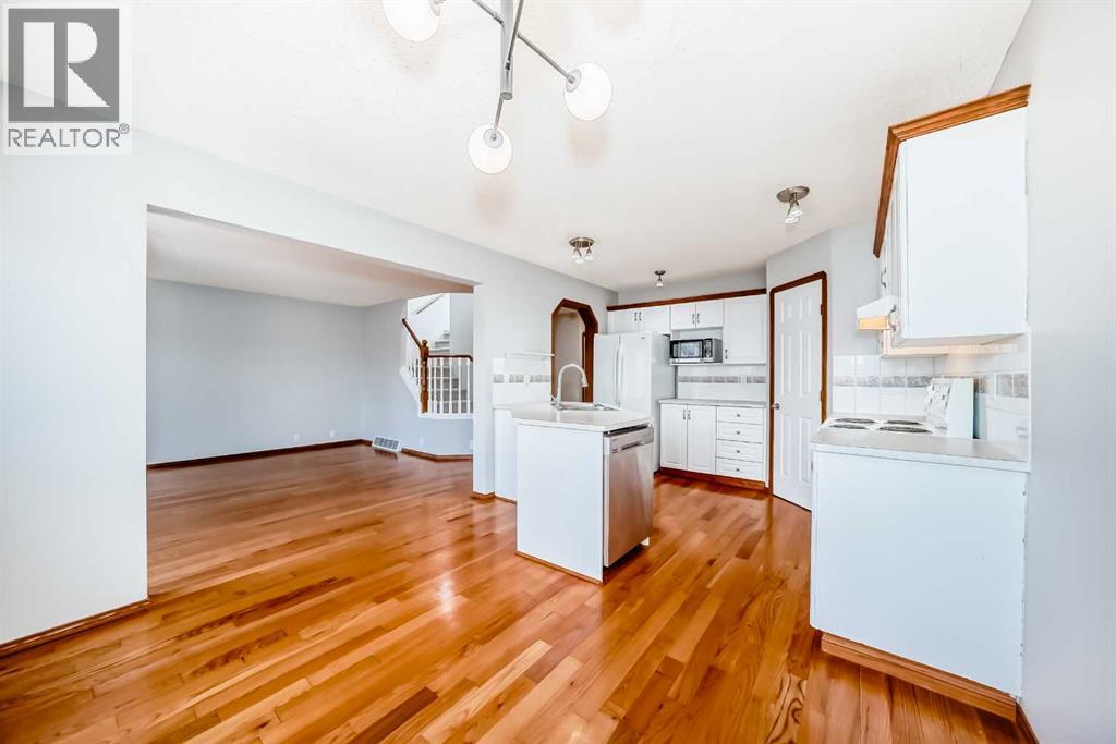 128 Harvest Park Road NE, Calgary, Alberta  T3K 4H9 - Photo 13 - A2305181