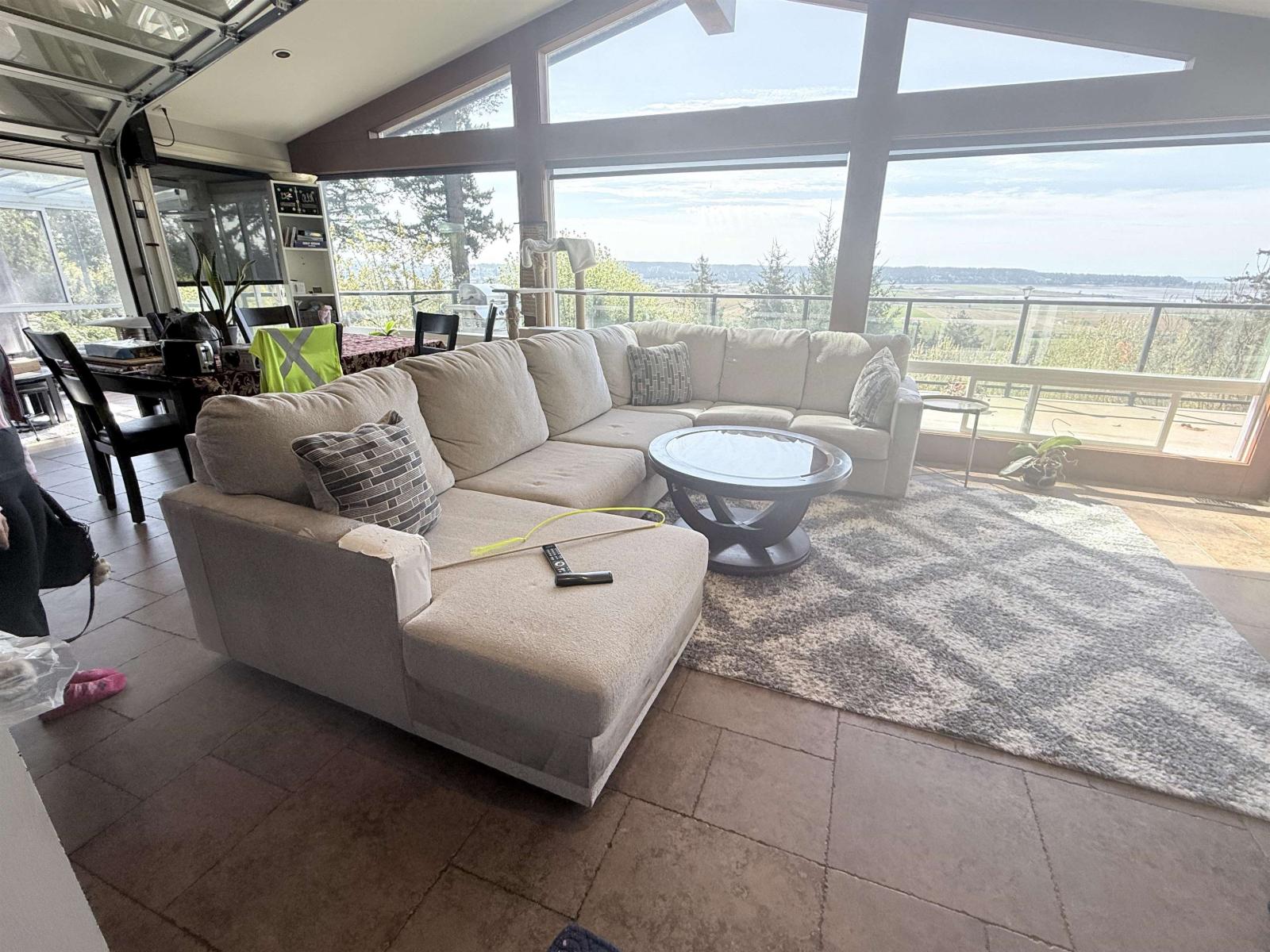 13634 56 Avenue, Surrey, British Columbia  V3X 2Z8 - Photo 3 - R3117589