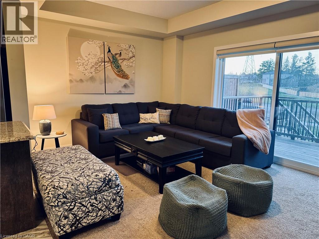 897 Robert Ferrie Drive, Kitchener, Ontario  N2R 0P2 - Photo 3 - 40819000