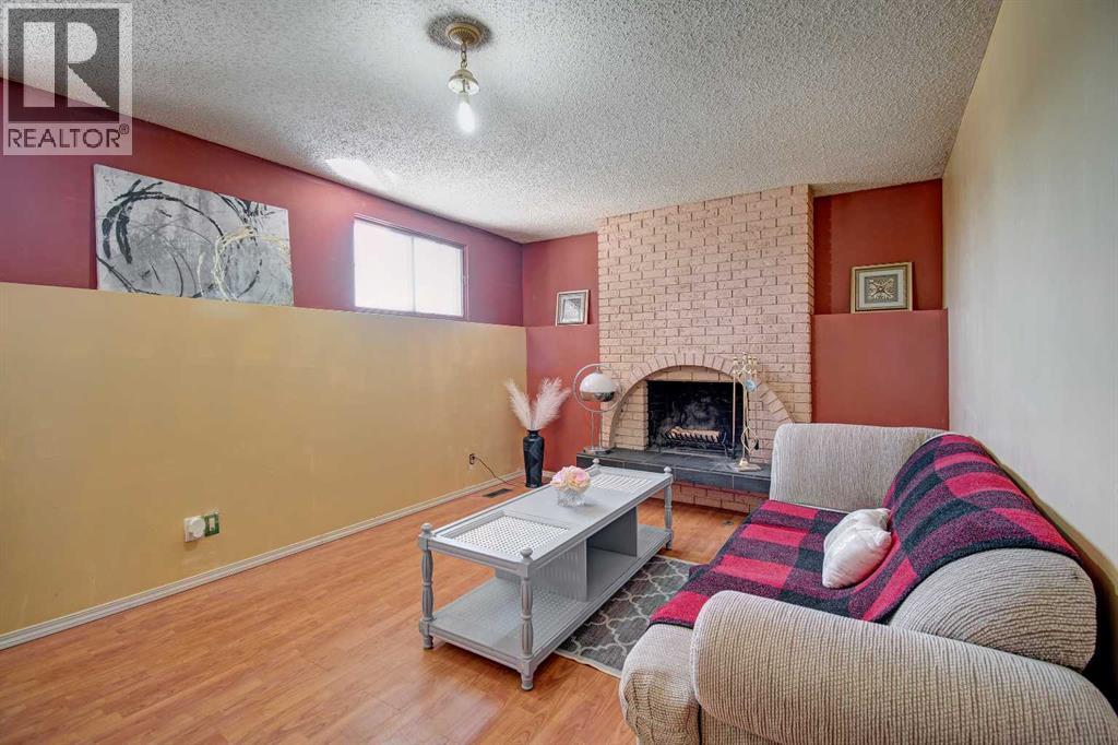 6307 Thornaby Way NW, Calgary, Alberta  T2K 5K8 - Photo 22 - A2292423