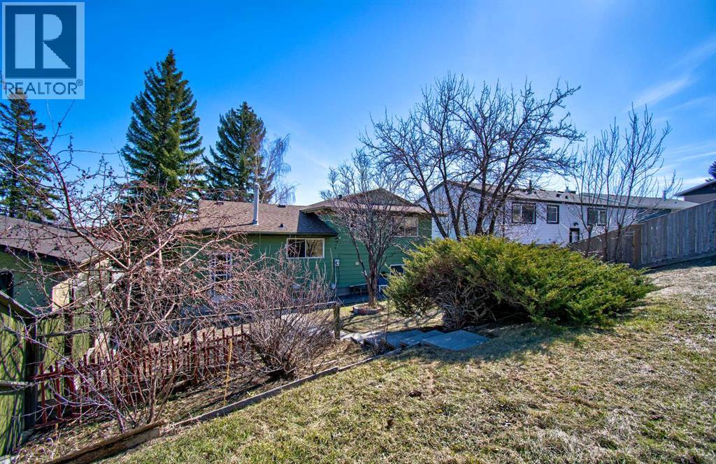 6307 Thornaby Way NW, Calgary, Alberta  T2K 5K8 - Photo 31 - A2292423