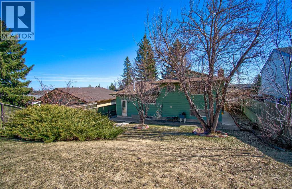 6307 Thornaby Way NW, Calgary, Alberta  T2K 5K8 - Photo 32 - A2292423