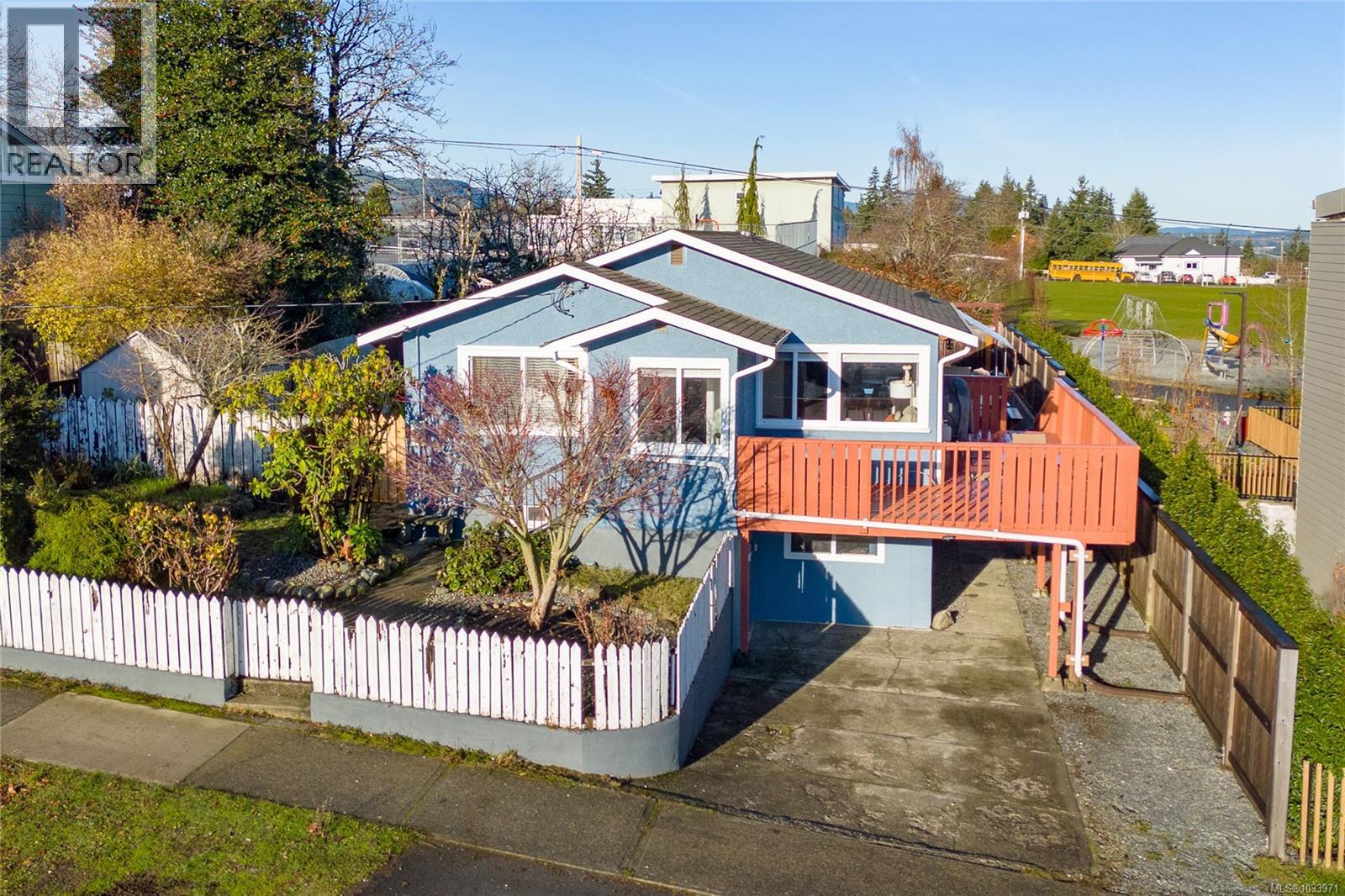 320 Buller St, Ladysmith, British Columbia  V9G 1B1 - Photo 2 - 1033971