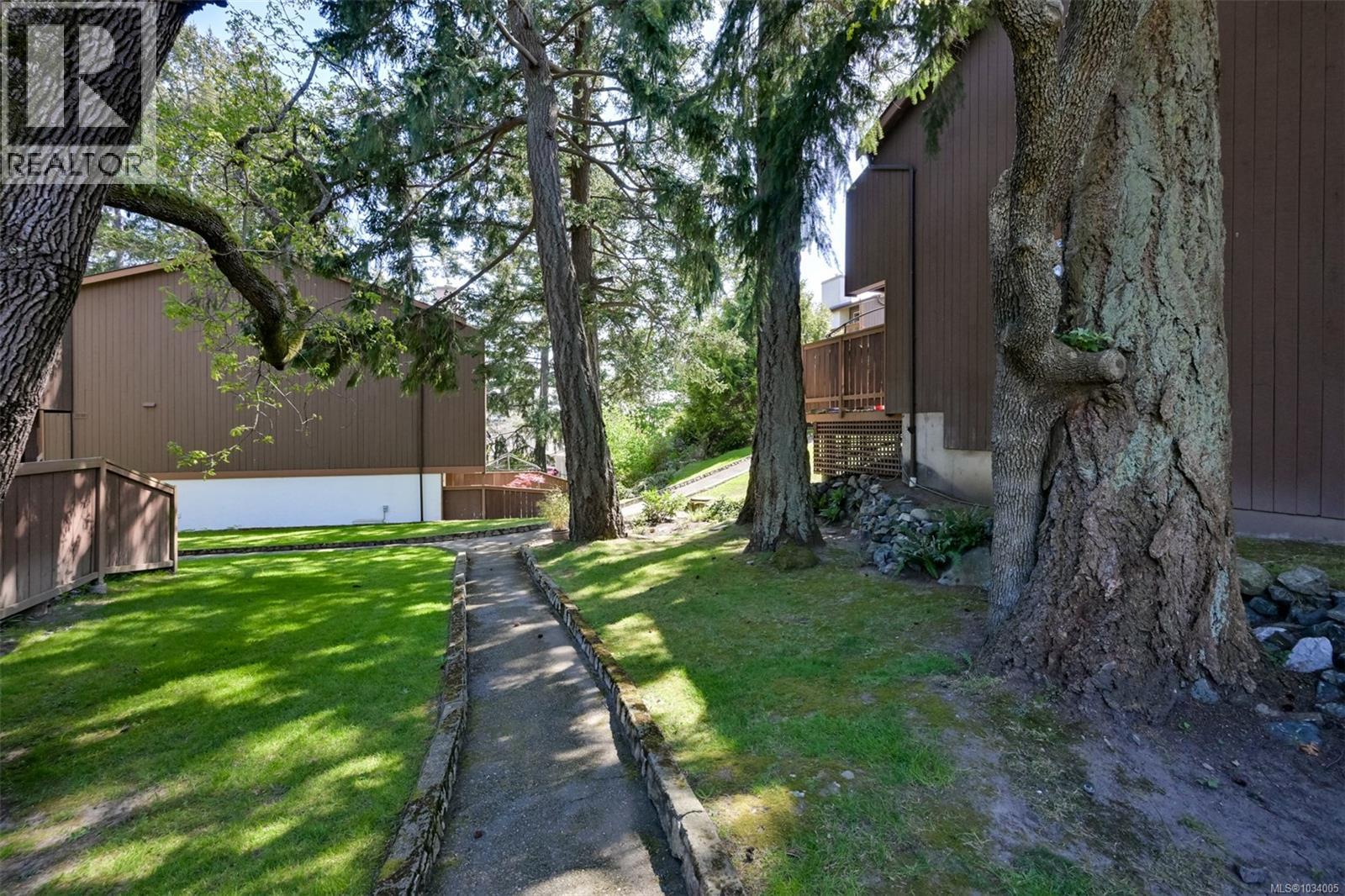 13 933 Admirals Rd, Esquimalt, British Columbia  V9A 2P1 - Photo 62 - 1034005