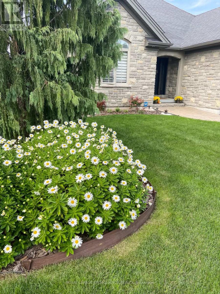 9 Rosslyn Drive, Brighton, Ontario  K0K 1H0 - Photo 2 - X12961182