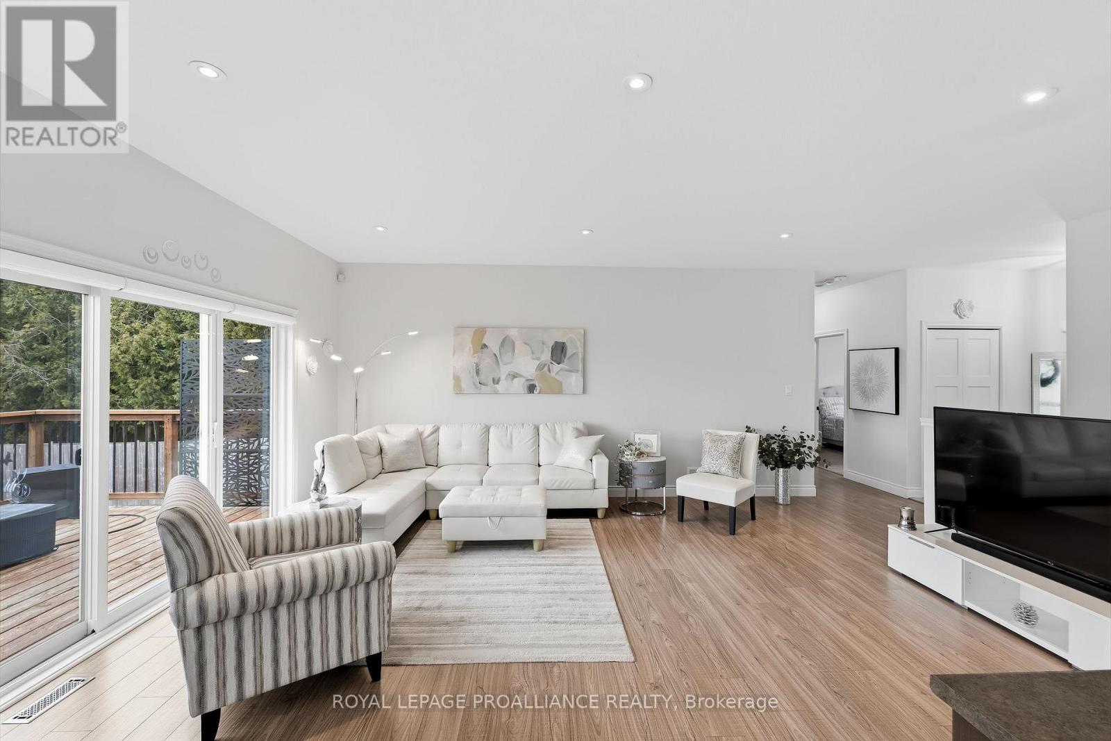 305 Raglan Street, Brighton, Ontario  K0K 1H0 - Photo 8 - X12930472