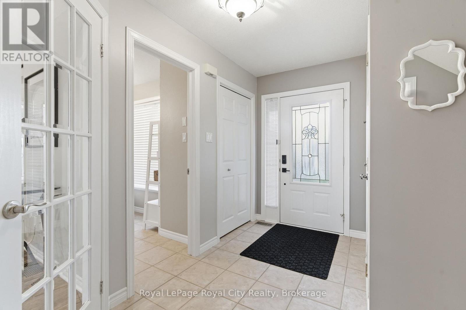 45 Doyle Drive, Guelph (Clairfields/hanlon Business Park), Ontario  N1G 5E3 - Photo 4 - X13061118