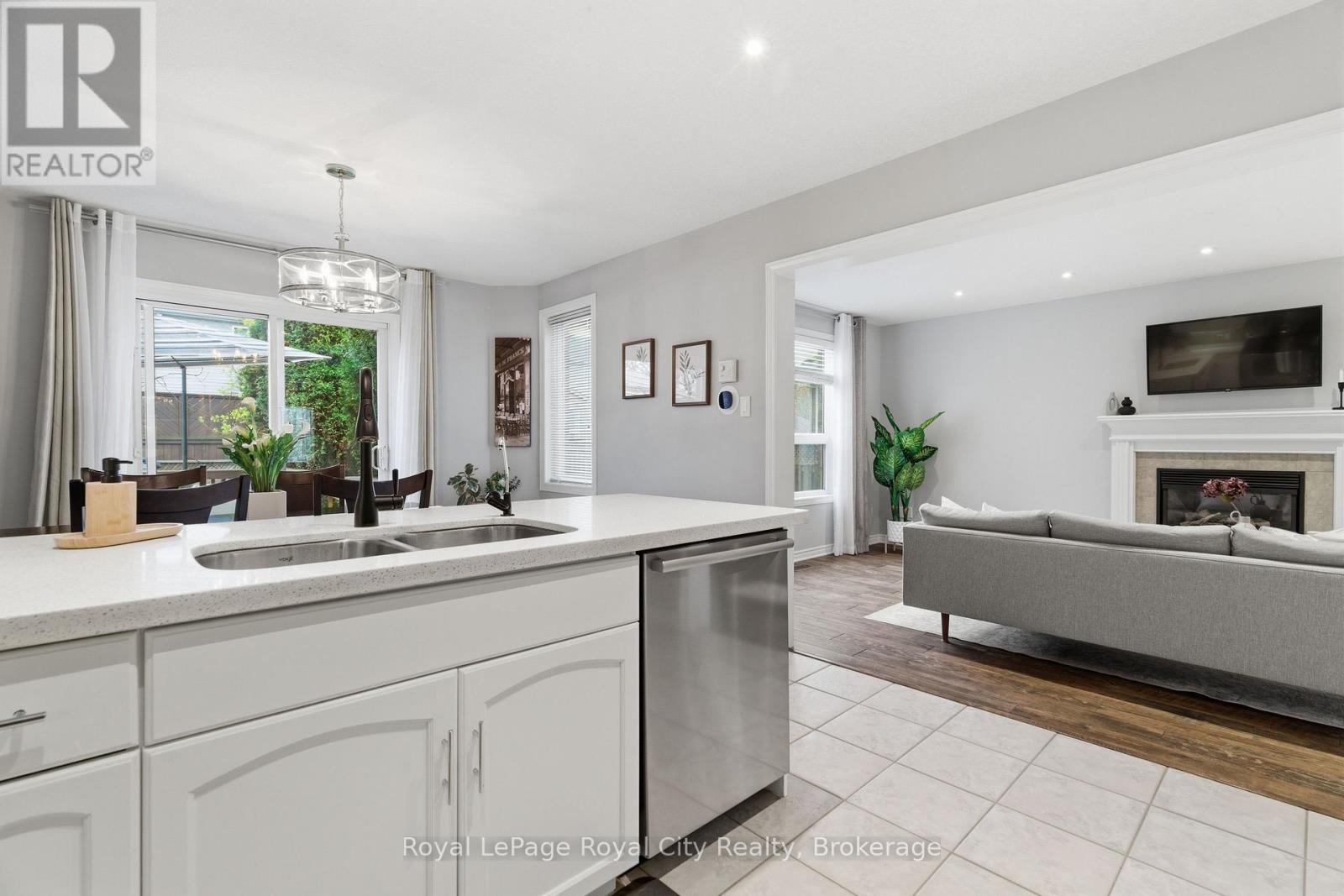 45 Doyle Drive, Guelph (Clairfields/hanlon Business Park), Ontario  N1G 5E3 - Photo 9 - X13061118