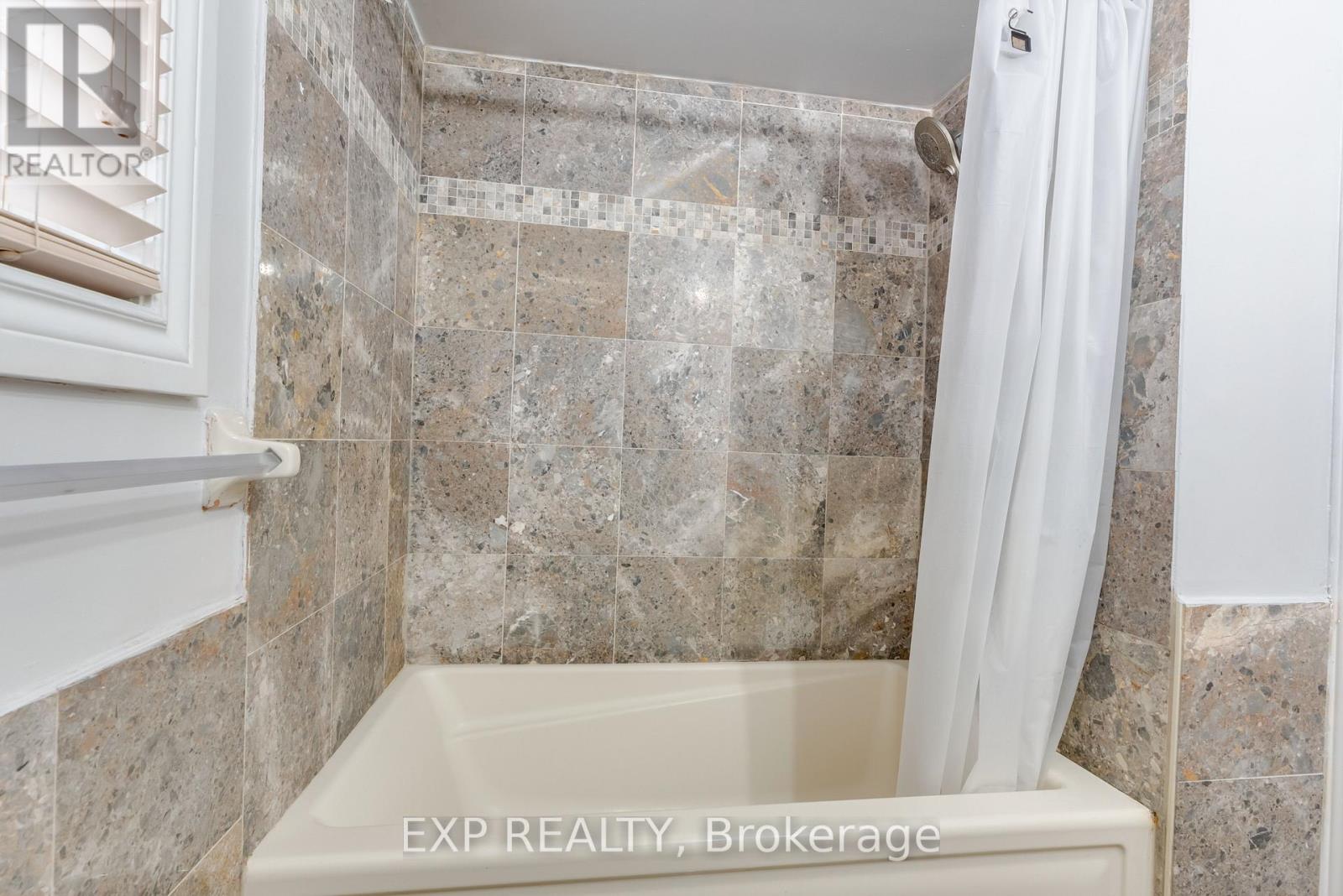 43 Bighorn Crescent, Brampton, Ontario  L6R 1G7 - Photo 26 - W13061144