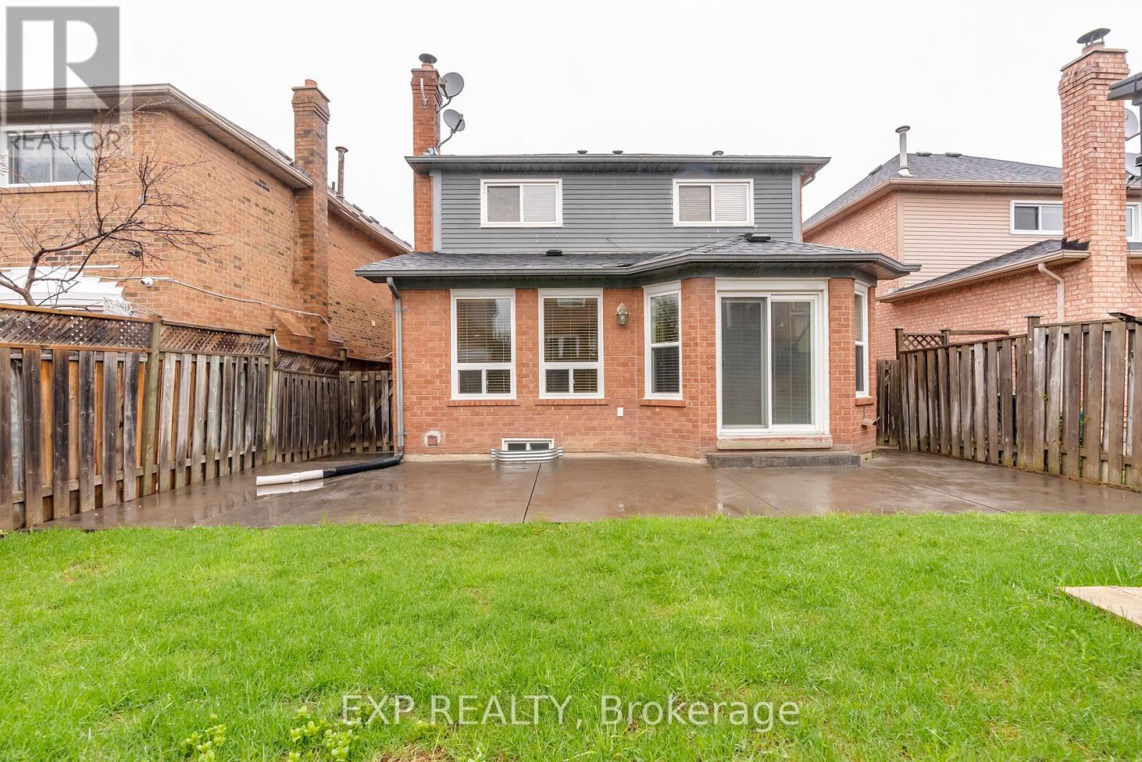 43 Bighorn Crescent, Brampton, Ontario  L6R 1G7 - Photo 47 - W13061144