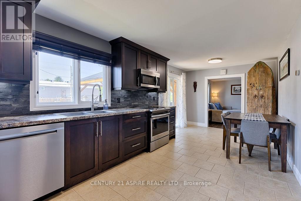 196 Schwanz Road, Petawawa, Ontario  K8H 1Y5 - Photo 18 - X13061128