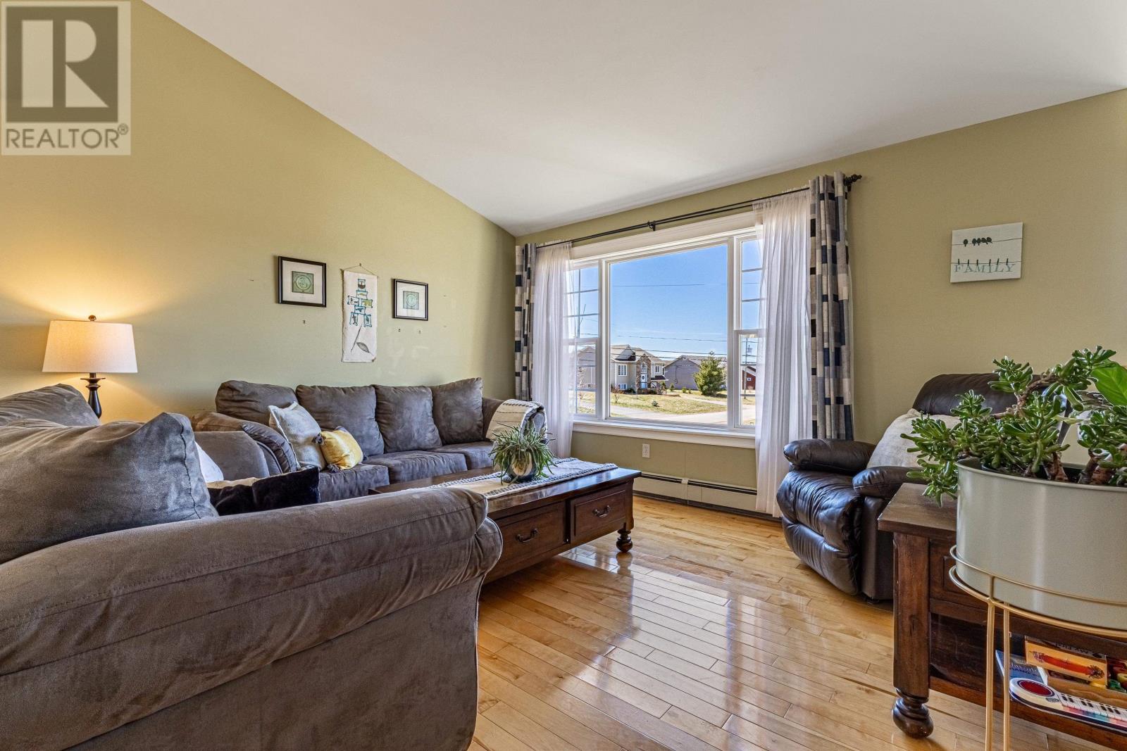 57 John Street, Cornwall, Prince Edward Island  C0A 1H4 - Photo 12 - 202608928