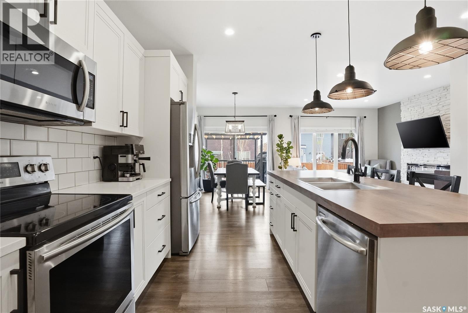 331 Dagnone Crescent, Saskatoon, Saskatchewan  S7V 0P7 - Photo 8 - SK034414