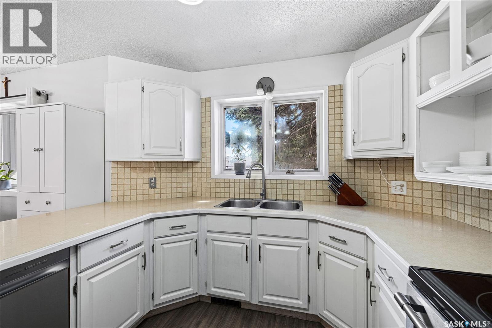 435 Christopher Road, Saskatoon, Saskatchewan  S7J 3S1 - Photo 11 - SK034168