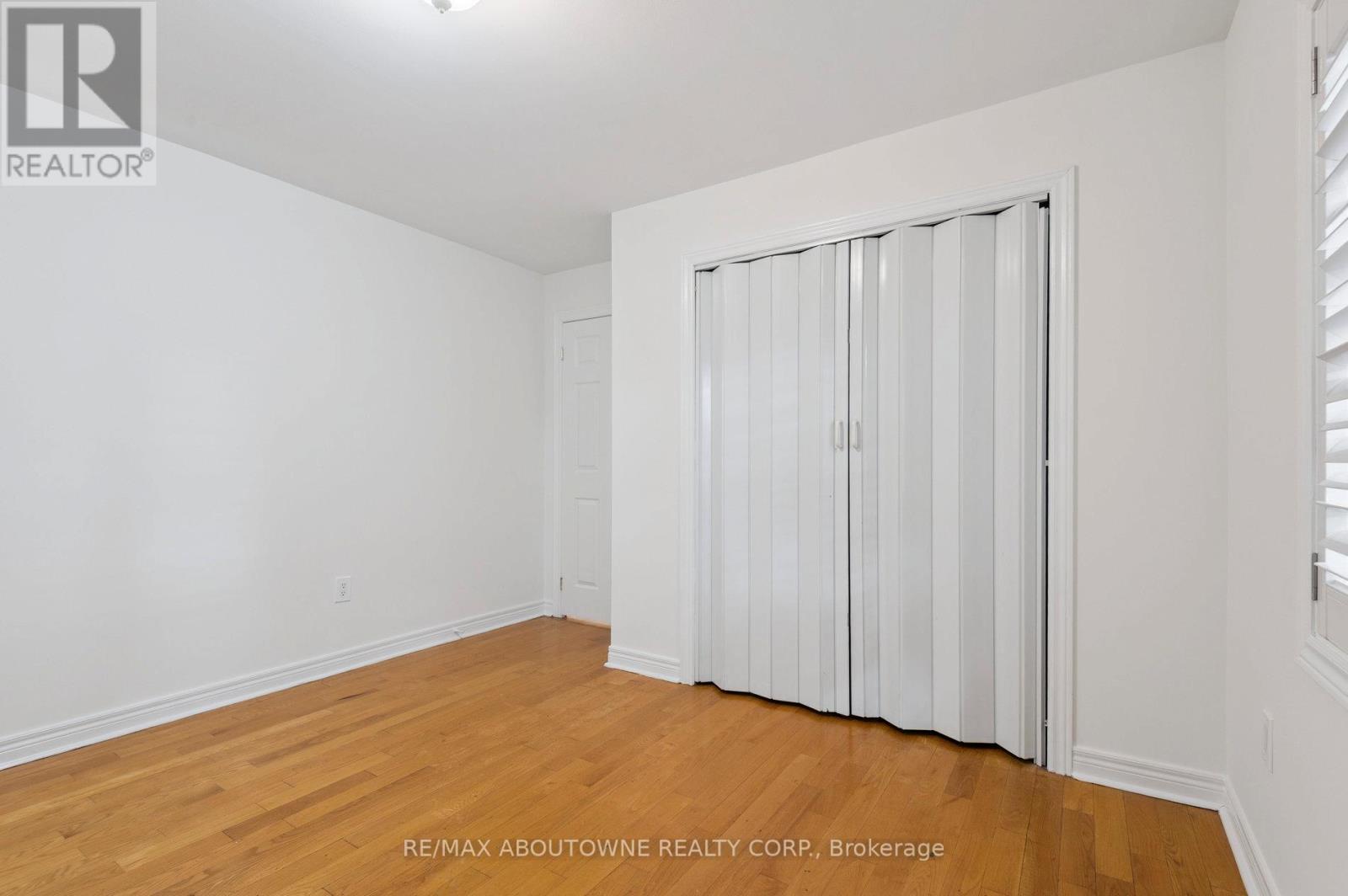 37 Brome Road, Toronto, Ontario  M6L 1T5 - Photo 24 - W12990326