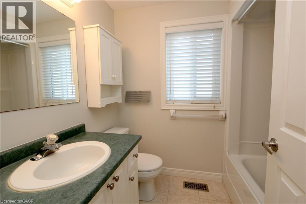 448-A Harbour View Crescent, Waterloo, Ontario  N2K 4A3 - Photo 15 - 40824872