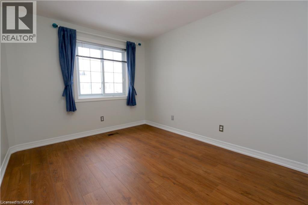 448-A Harbour View Crescent, Waterloo, Ontario  N2K 4A3 - Photo 17 - 40824872