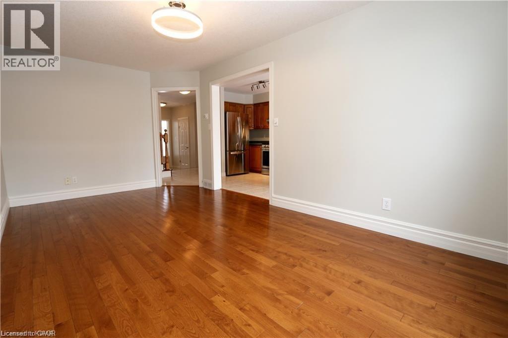 448-A Harbour View Crescent, Waterloo, Ontario  N2K 4A3 - Photo 8 - 40824872