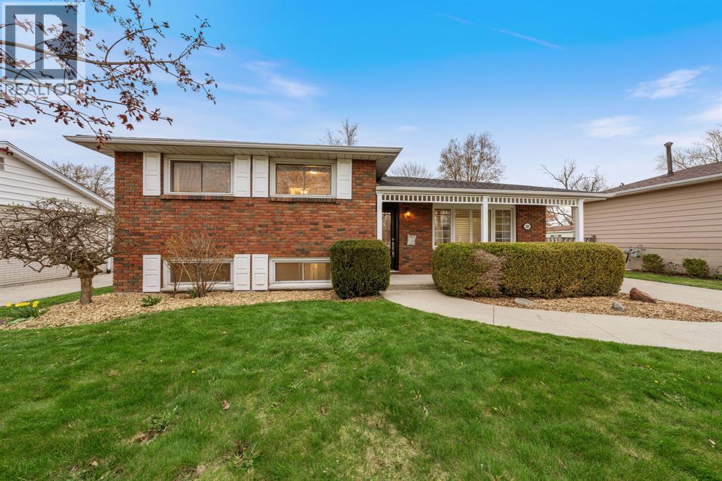 284 ARGYLE STREET, St Clair, Ontario