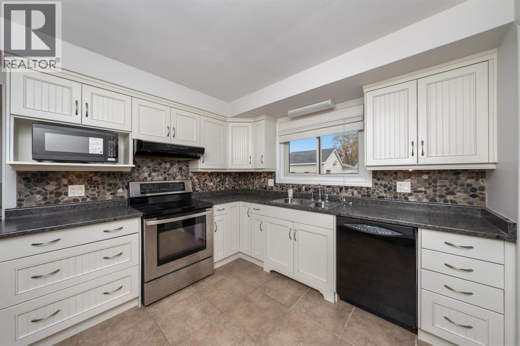 284 Argyle Street, St Clair, Ontario  N0N 1G0 - Photo 13 - 26009263